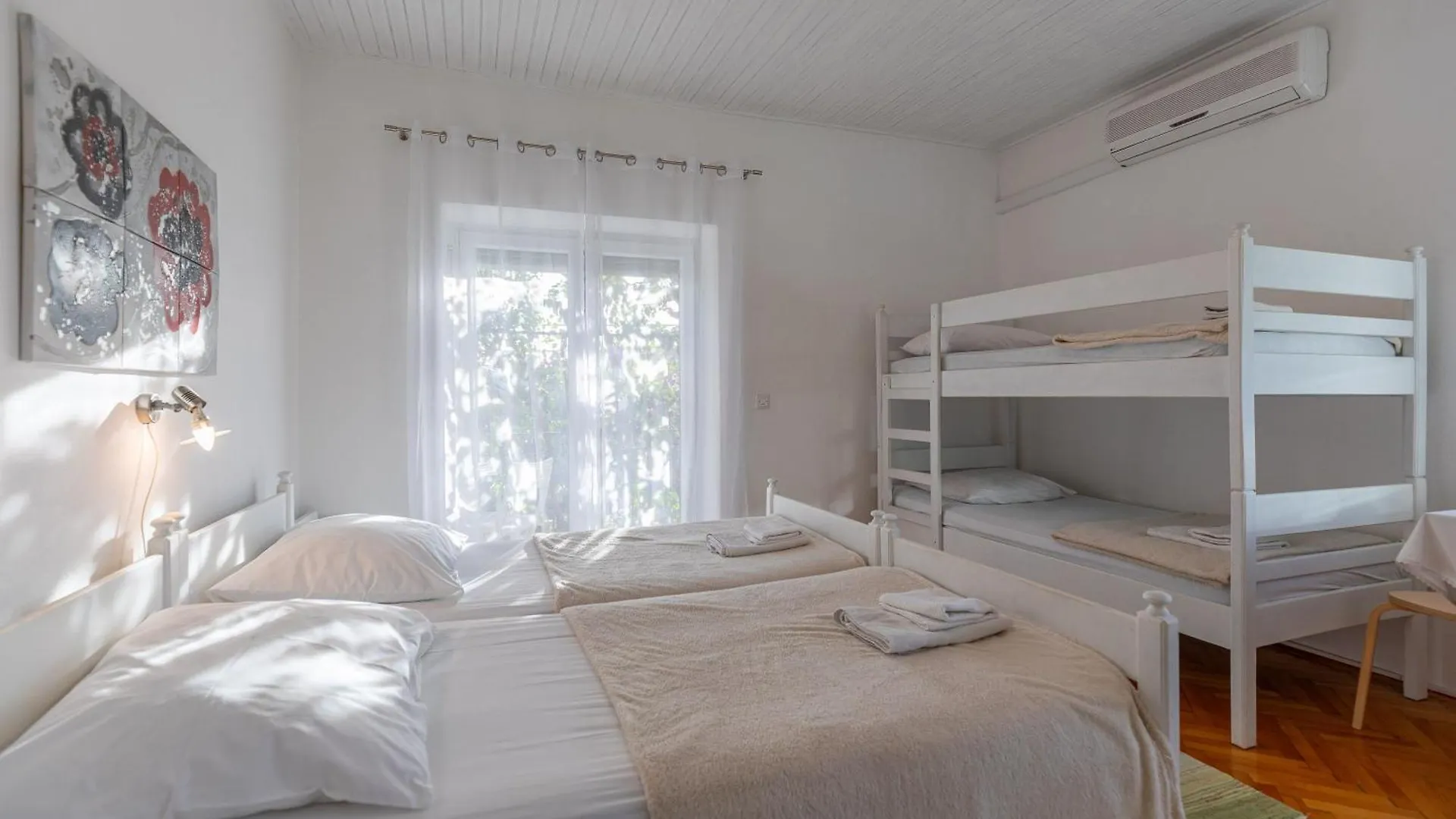 Apartment Tinka, Zimmer No 5 Starigrad Paklenica