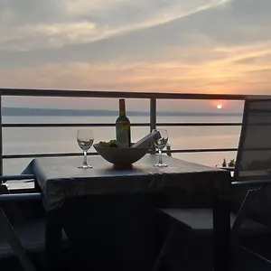Inga's Starigrad Paklenica